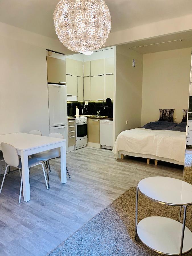 Ferienwohnung Upea Yksioe Aivan Helsingin Keskustasta Helsinki Exterior foto